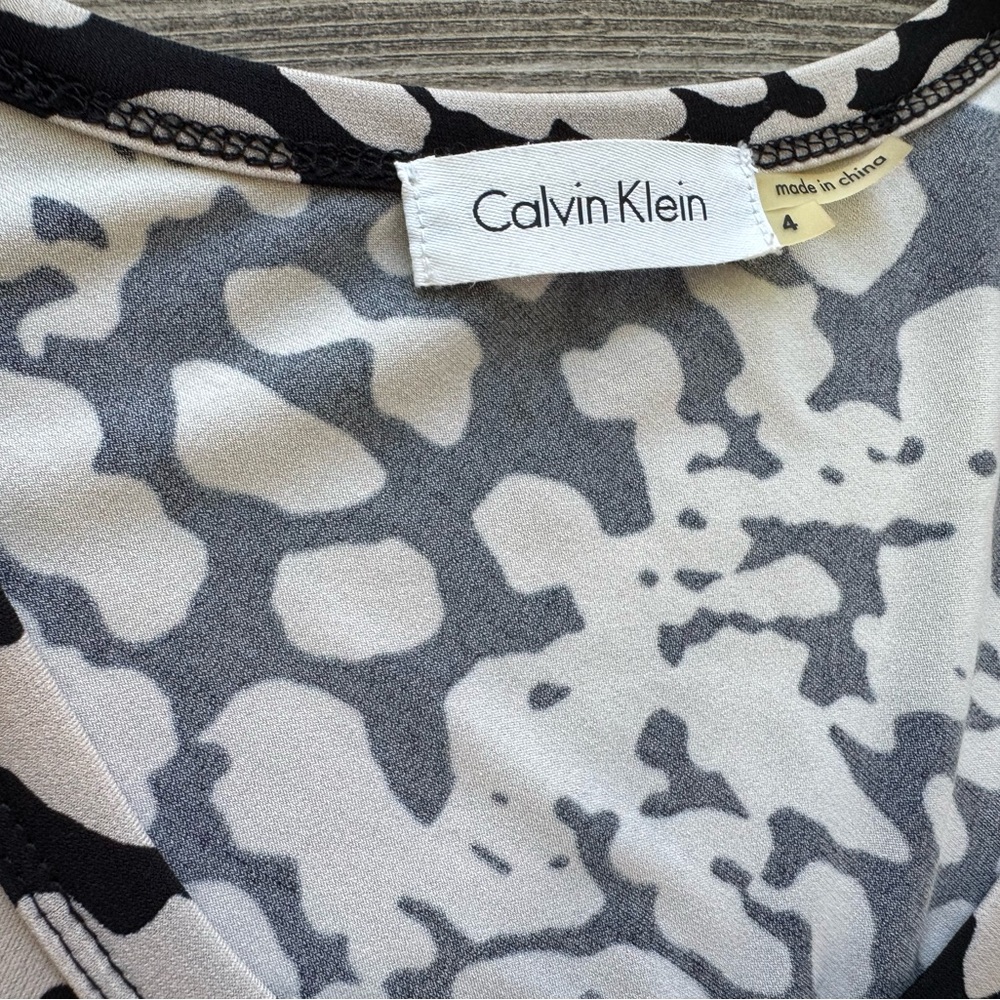 Calvin Klein Black and Cream Long Sleeve Dress Size 4 - Picture 6 of 14